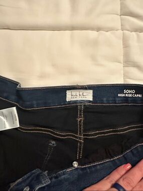 Nicole Miller SOHO High Rise Capri Jeans - Black